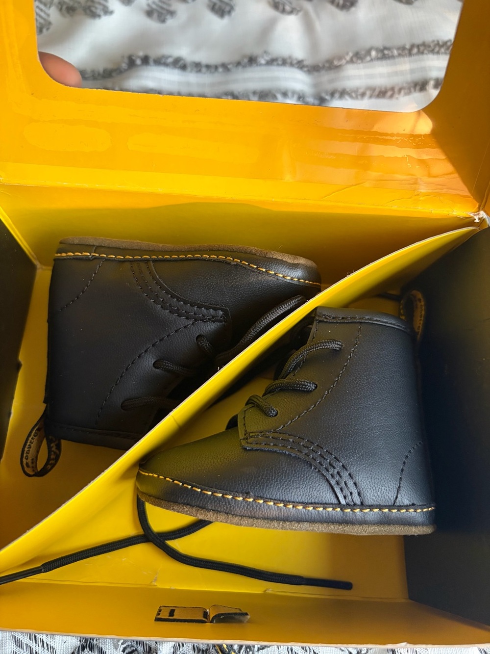 Crib Dr Martens Boots - Infant/Toddler